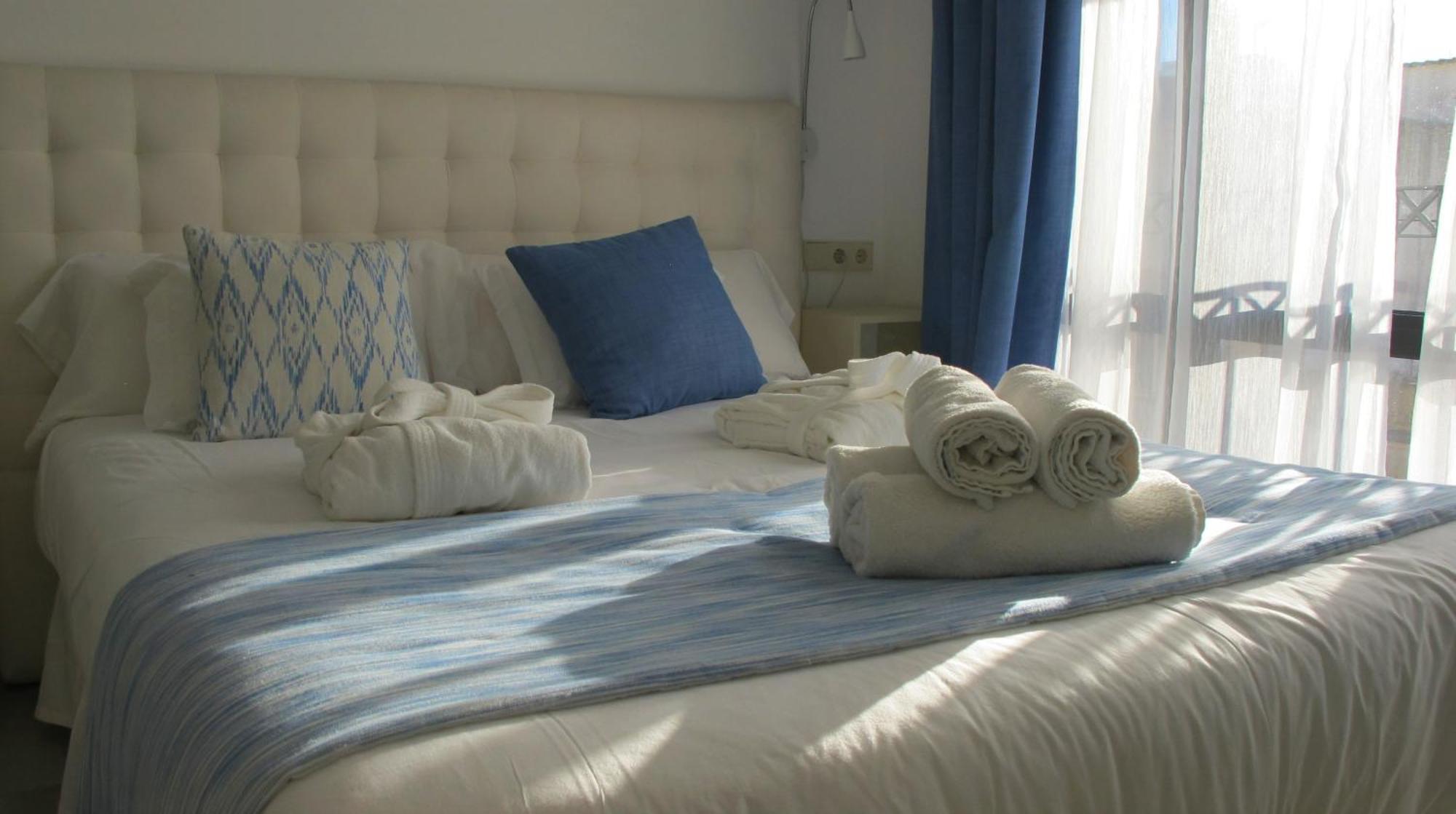 Boutique Hotel Petit Sant Miquel (Adults Only) Calonge  Bagian luar foto